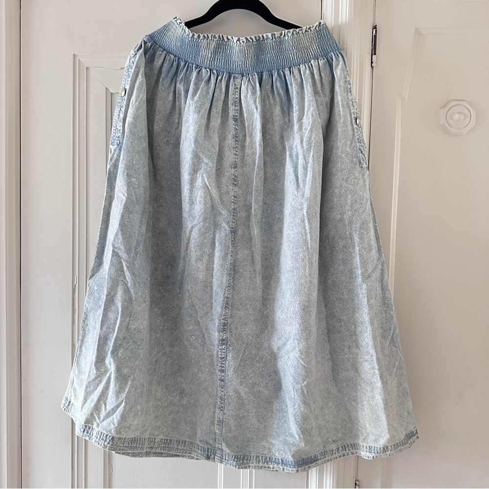 Vintage deadstock Venezia acid wash denim maxi skirt